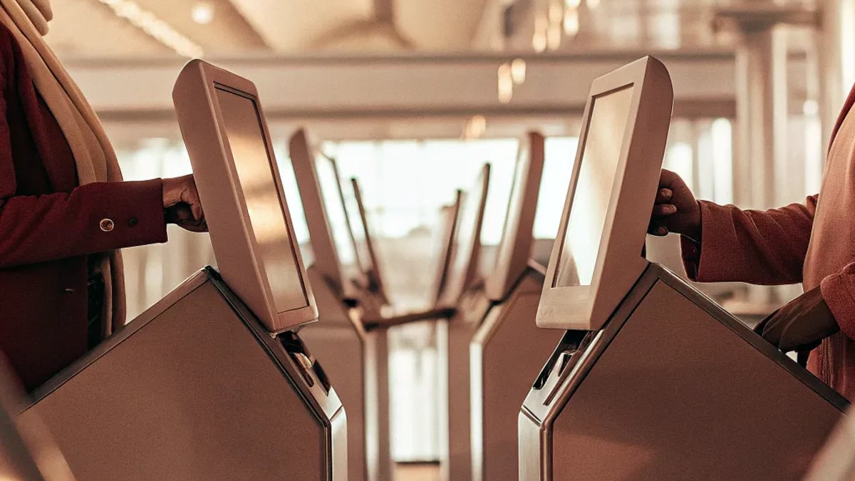 Biometric Check-In: The Future of Seamless Airports